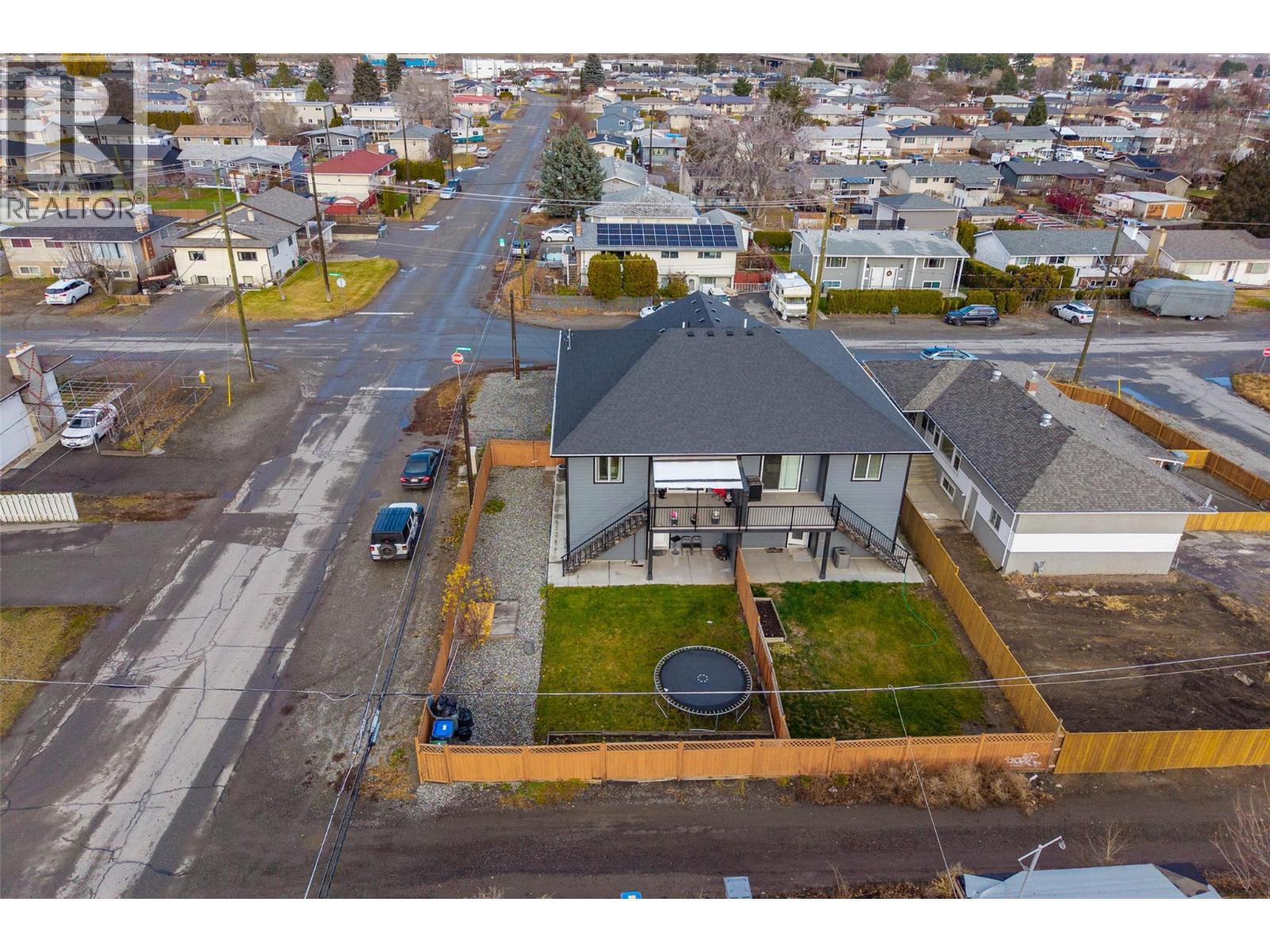 969 LETHBRIDGE Avenue, Kamloops