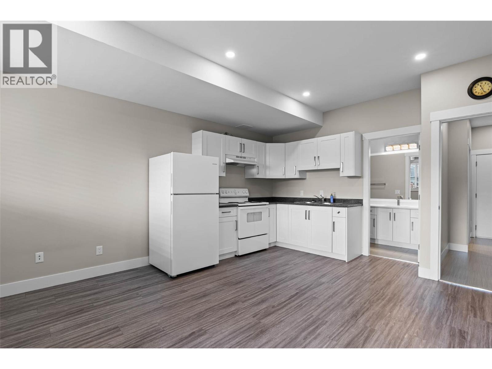 969 LETHBRIDGE Avenue, Kamloops