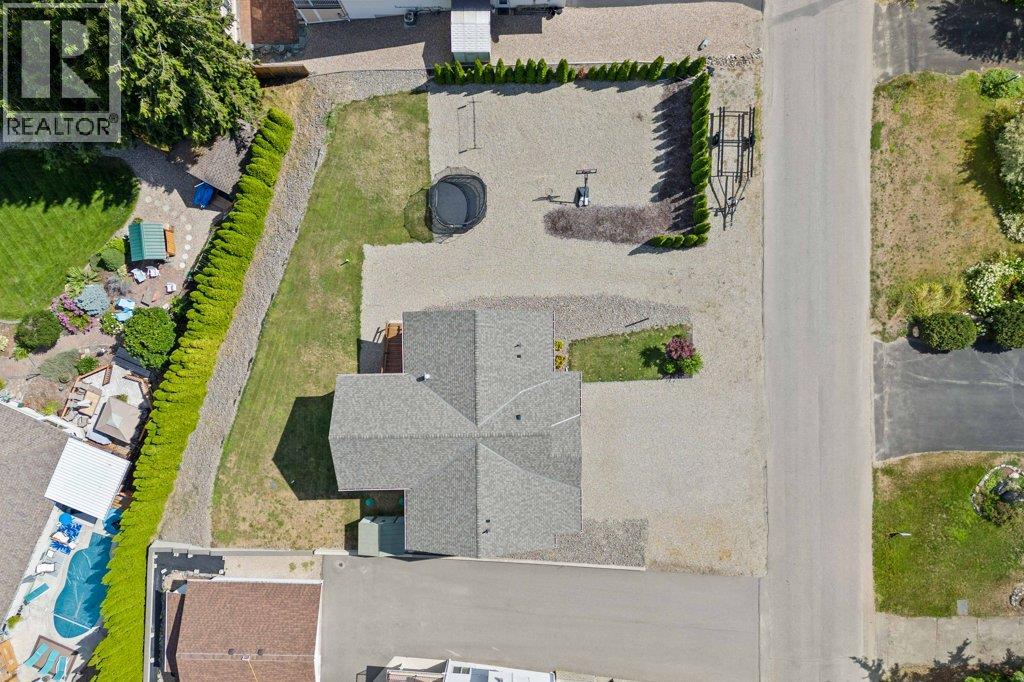  2421 Sunrise Boulevard, Blind Bay