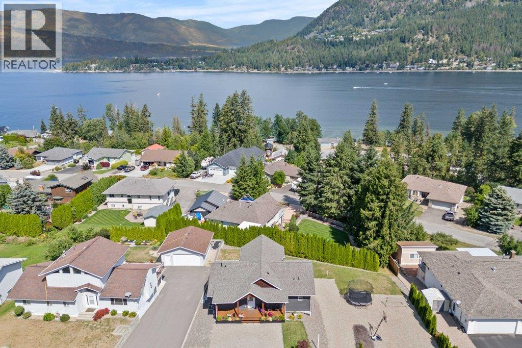  2421 Sunrise Boulevard, Blind Bay