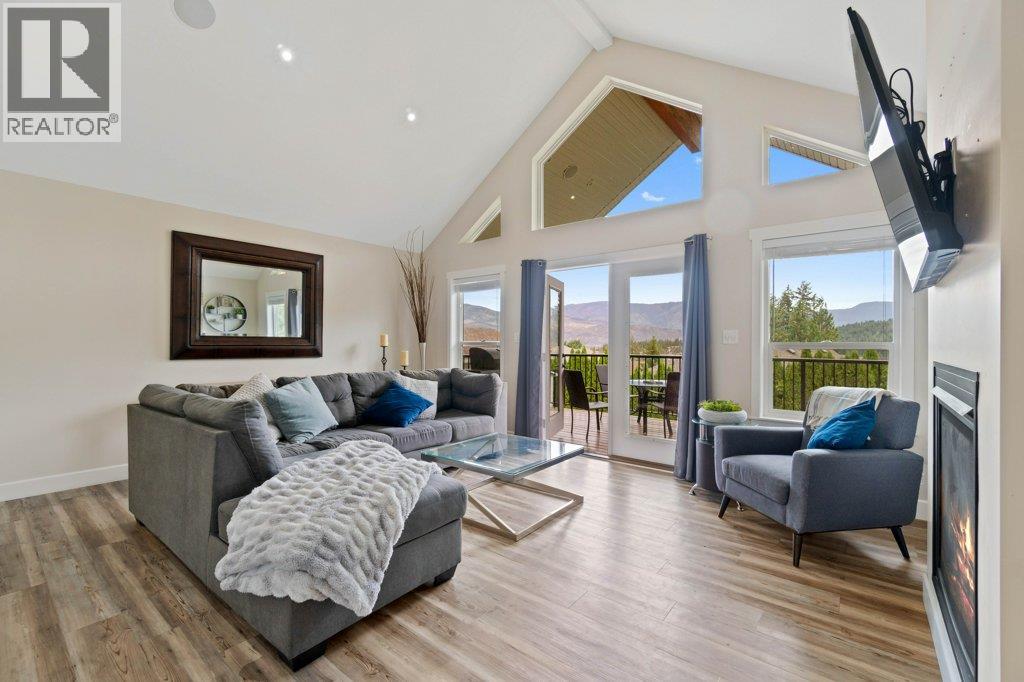  2421 Sunrise Boulevard, Blind Bay