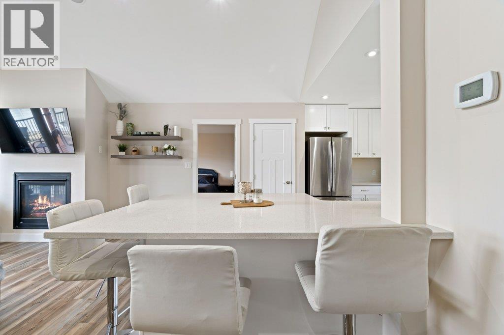  2421 Sunrise Boulevard, Blind Bay