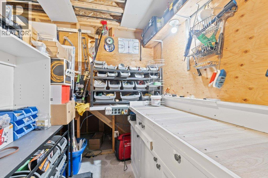  2421 Sunrise Boulevard, Blind Bay