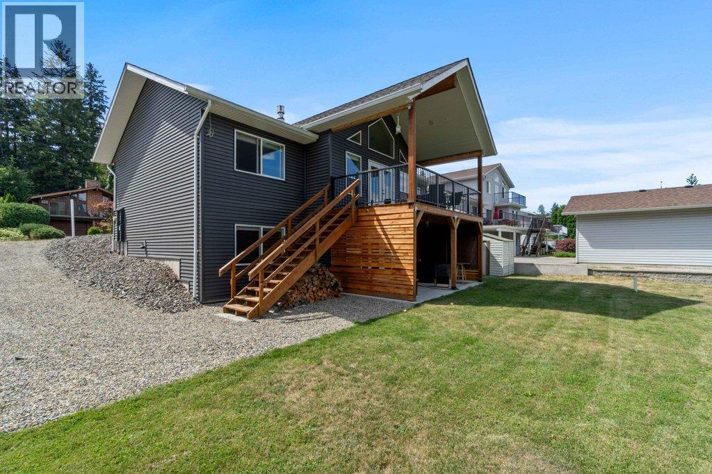  2421 Sunrise Boulevard, Blind Bay