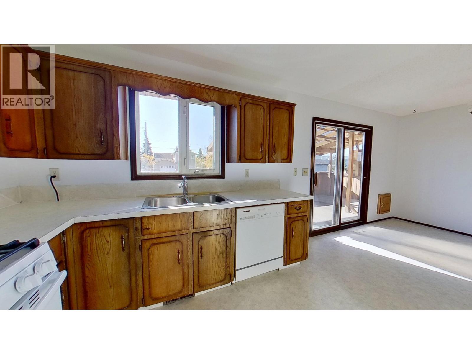 8519 95 AVENUE, Fort St. John