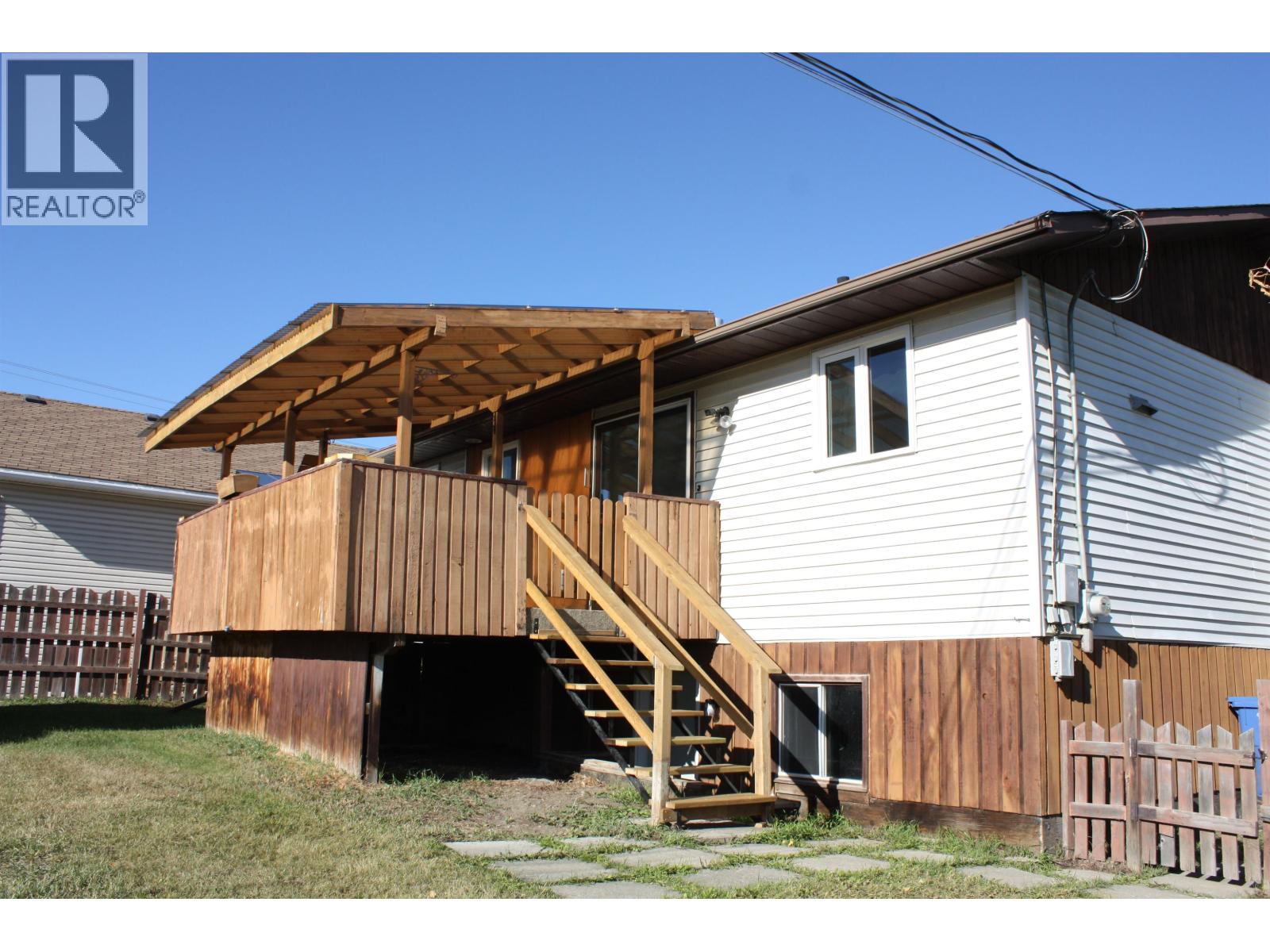 8519 95 AVENUE, Fort St. John