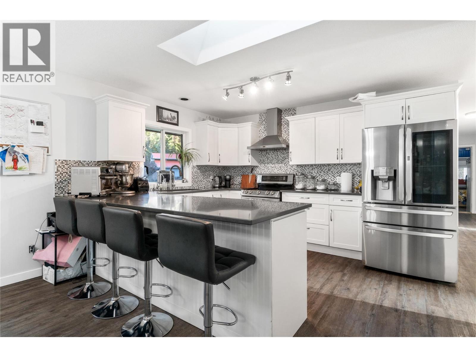 2550 Cody Road - 13