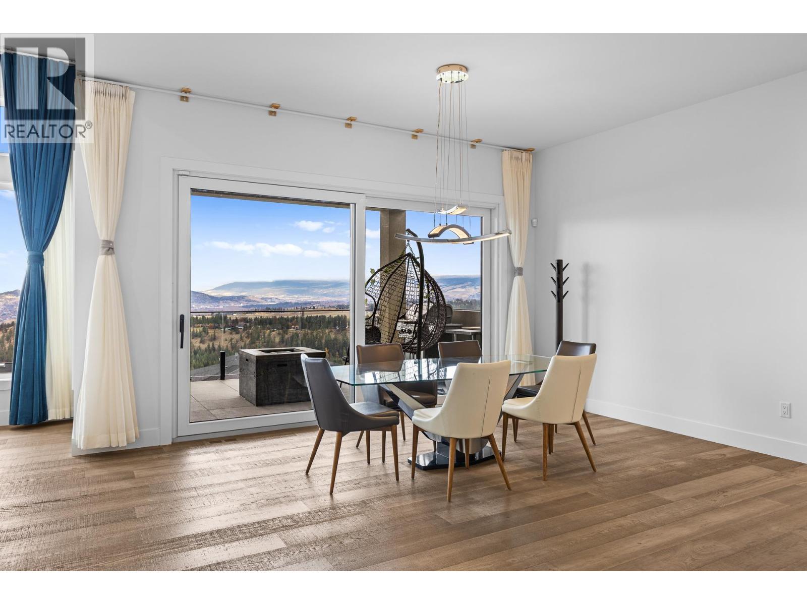  1068 Clarance Avenue, Kelowna