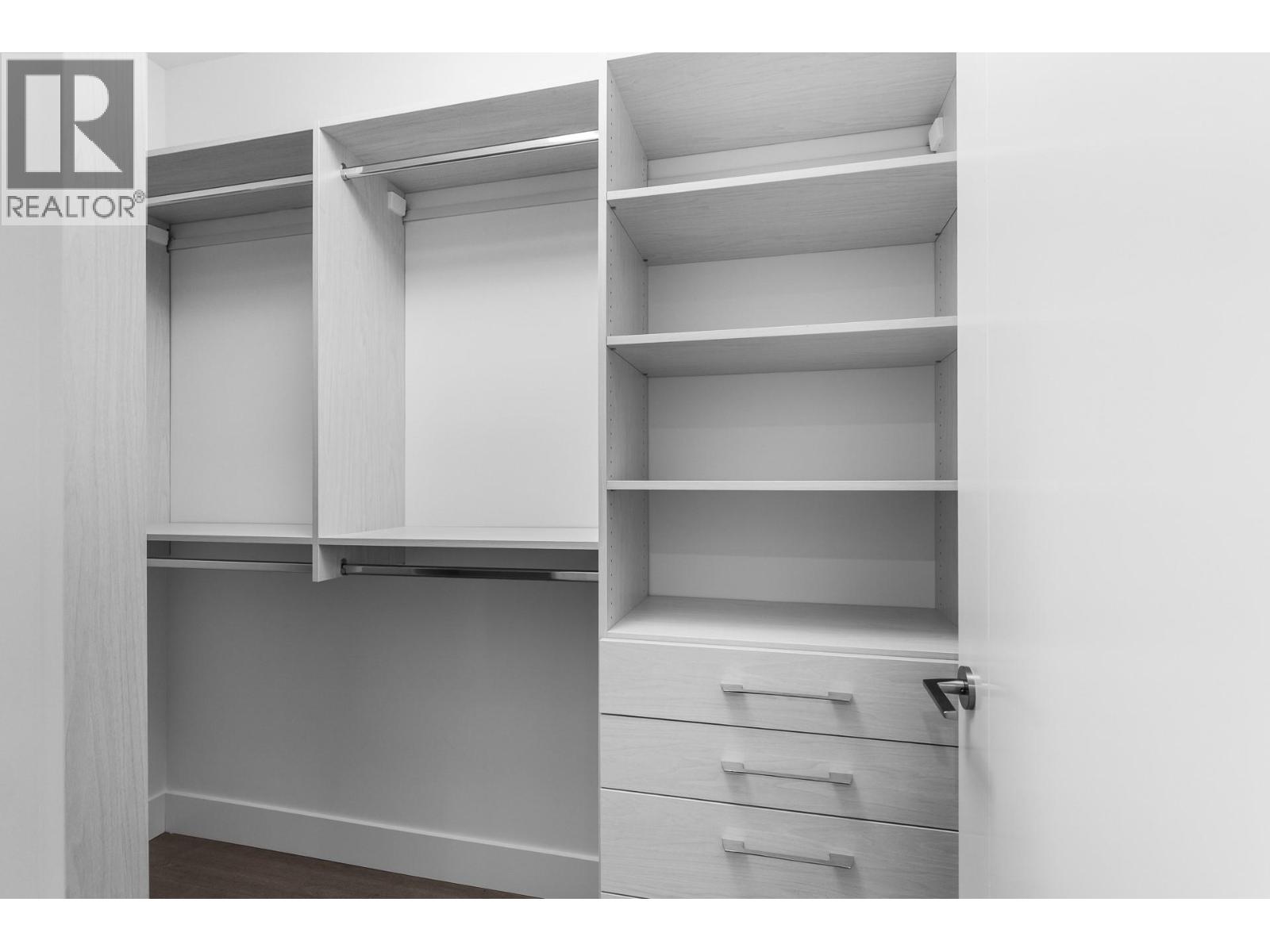  1068 Clarance Avenue, Kelowna