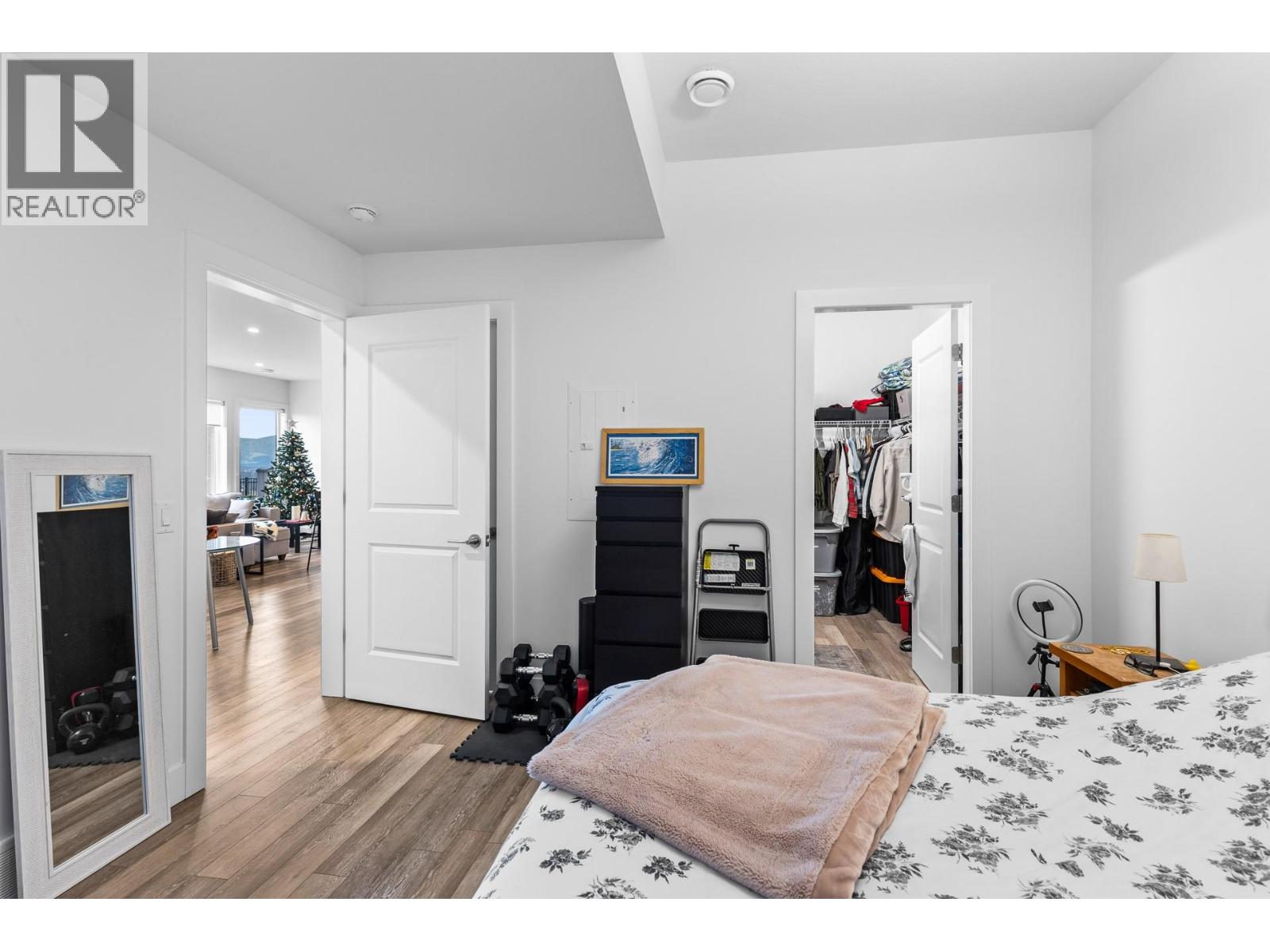  1068 Clarance Avenue, Kelowna