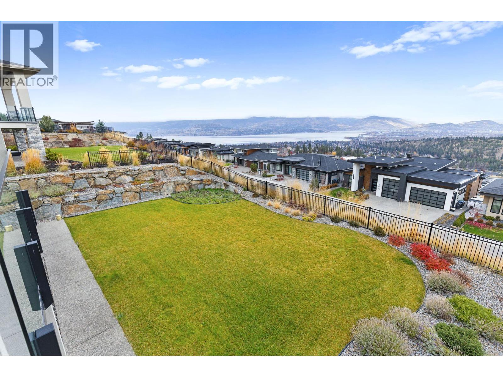  1068 Clarance Avenue, Kelowna