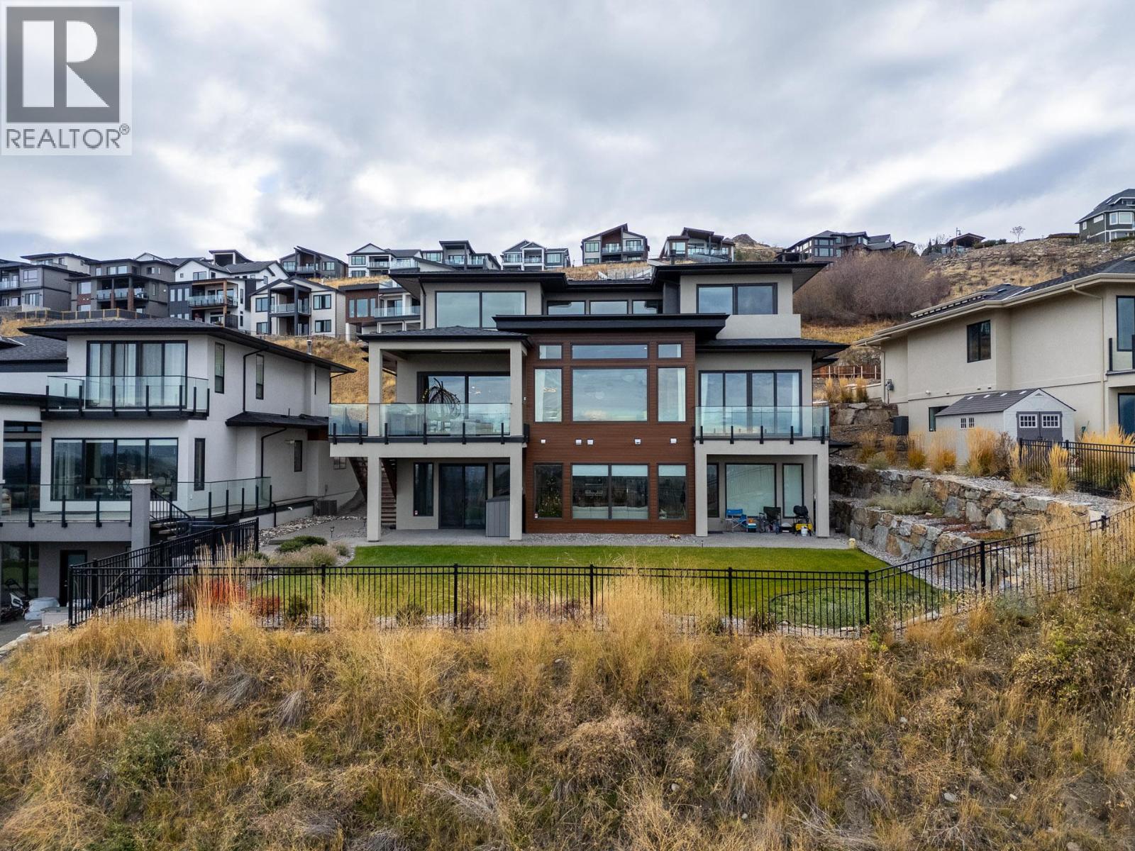 1068 Clarance Avenue, Kelowna
