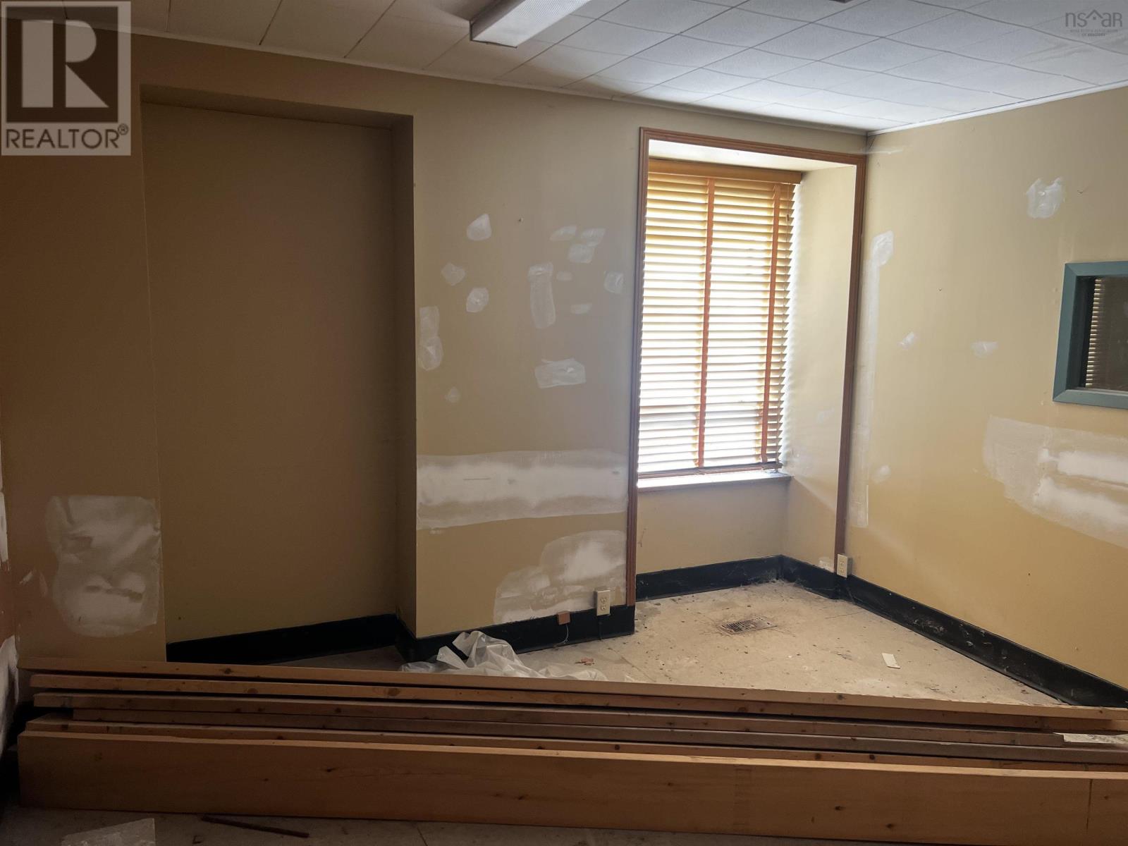 Property 30 of 30 of 140 George Street