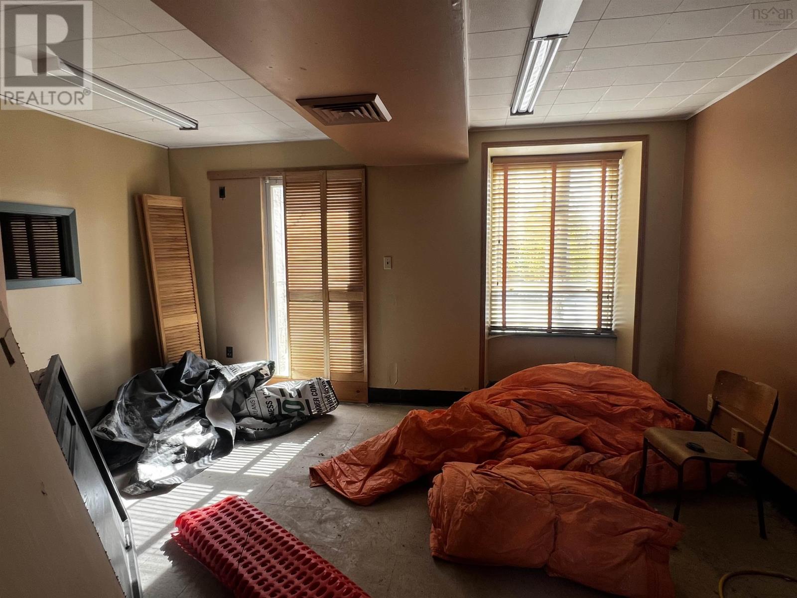 Property 16 of 30 of 140 George Street