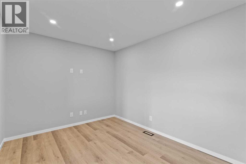 Single Family House for Sale in  Yorkville Boulevard SW Yorkville Calgary 