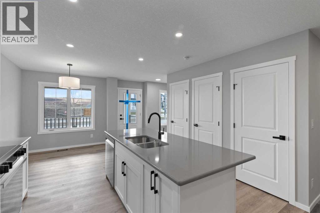 Single Family House for Sale in  Yorkville Boulevard SW Yorkville Calgary 