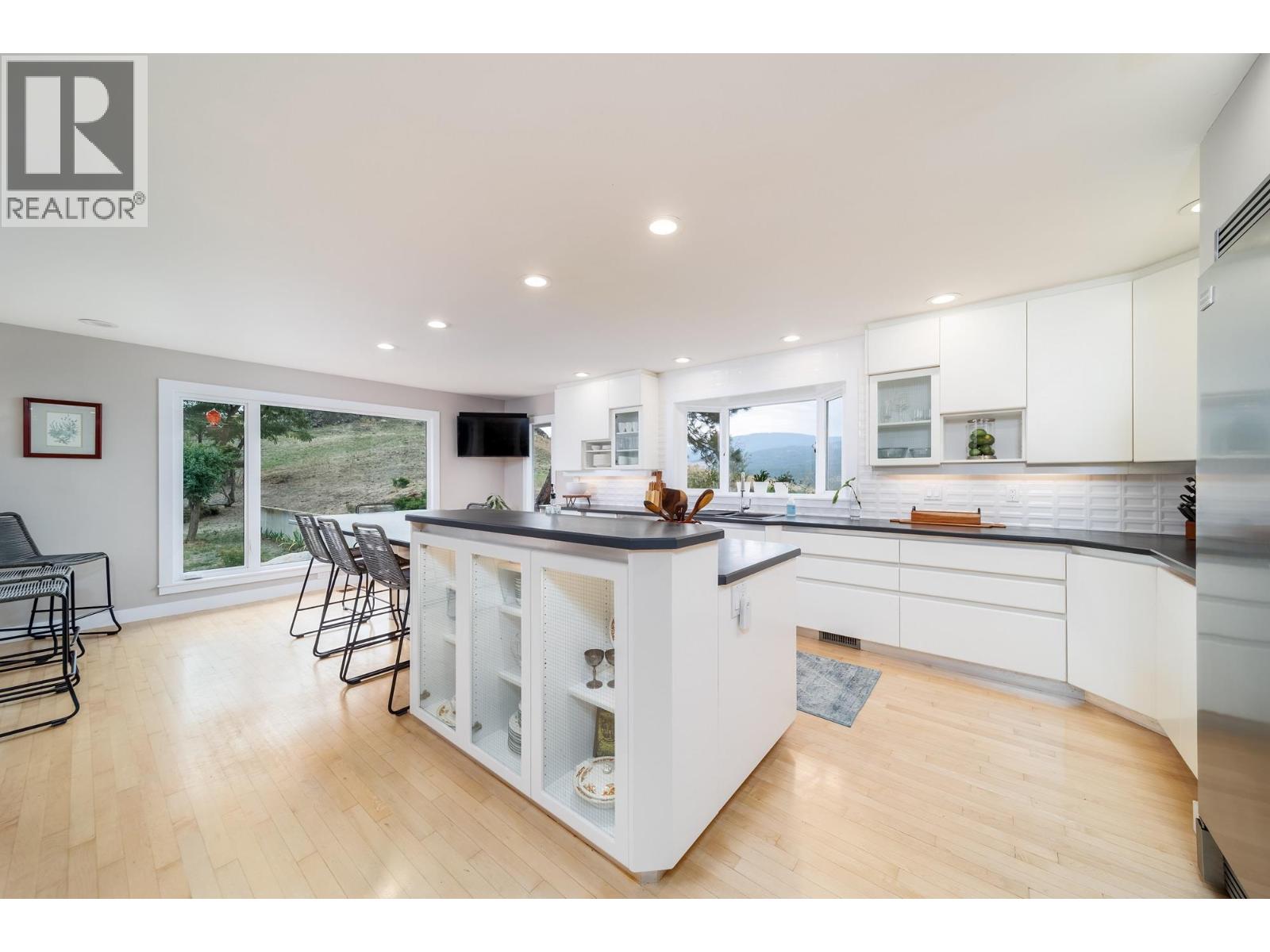  2760 Dry Valley Road, Kelowna