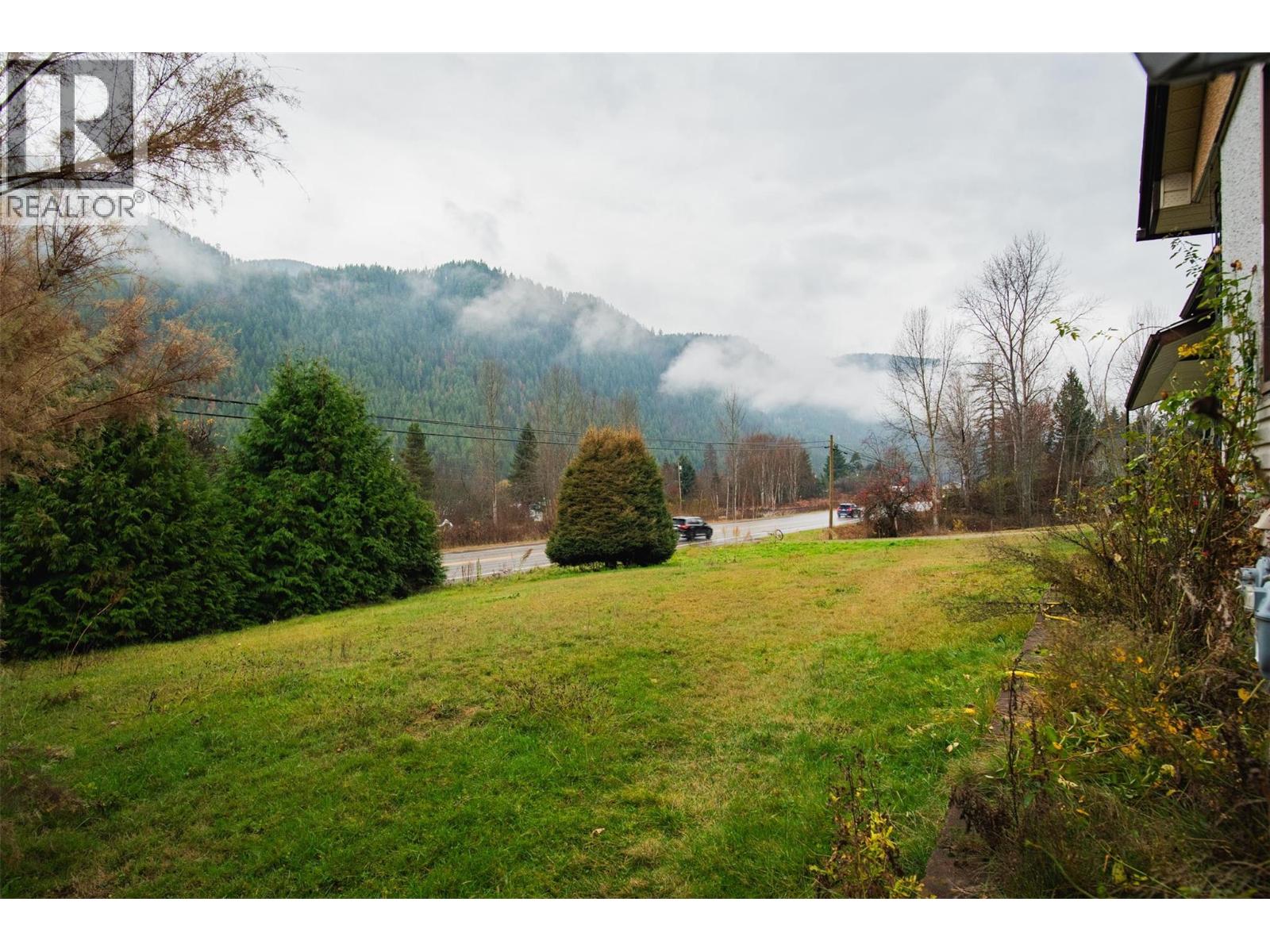 1473 3A Highway, Castlegar