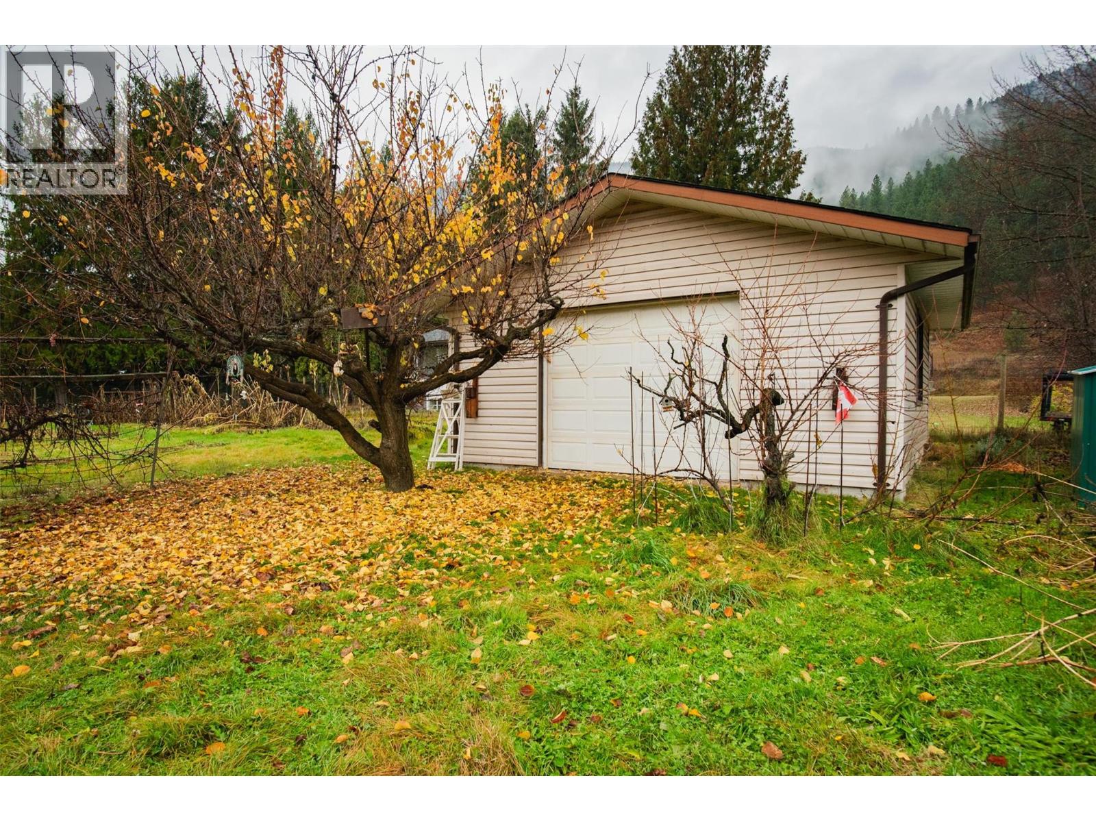 1473 3A Highway, Castlegar
