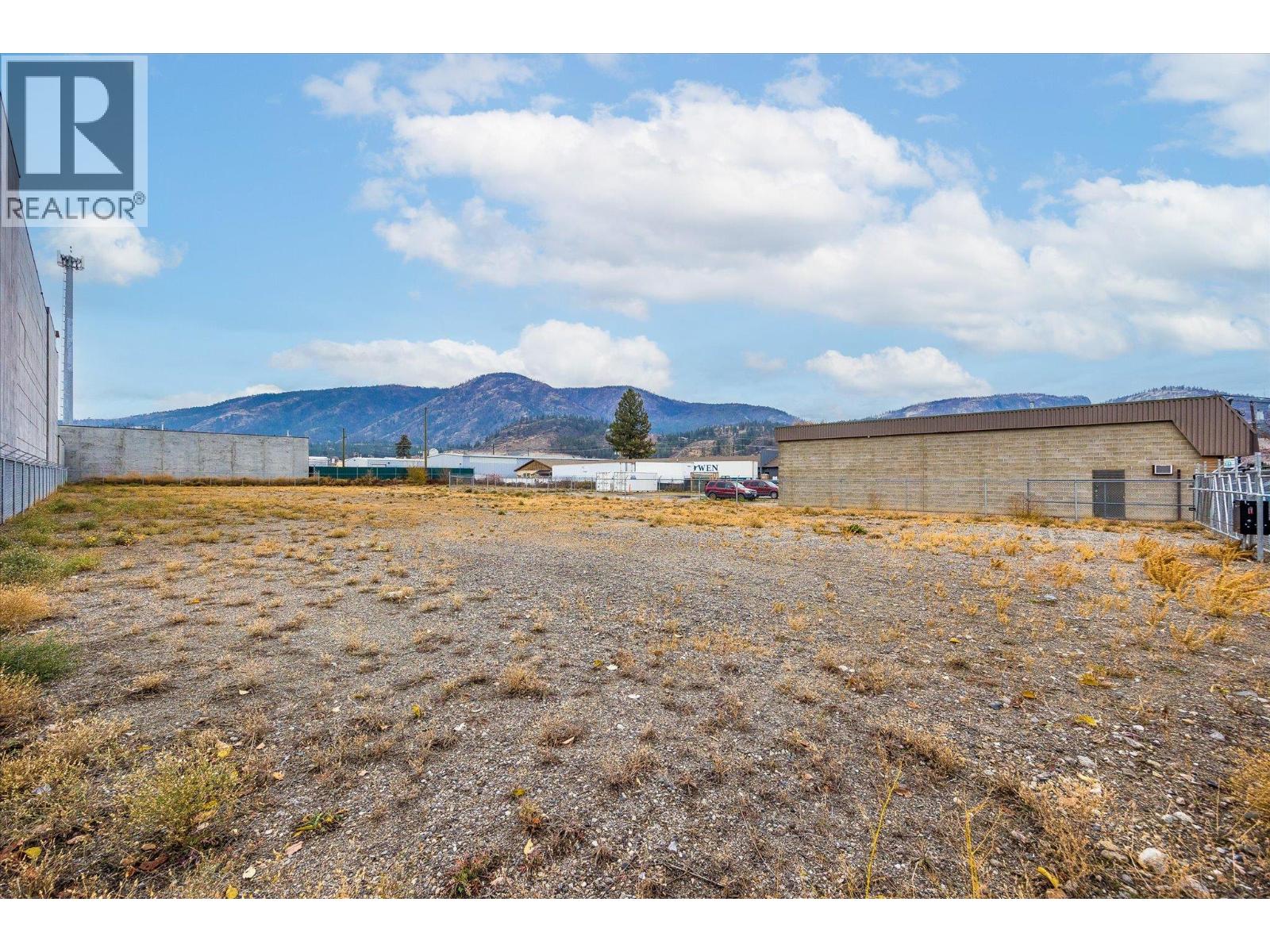  2520 Ross Road, West Kelowna