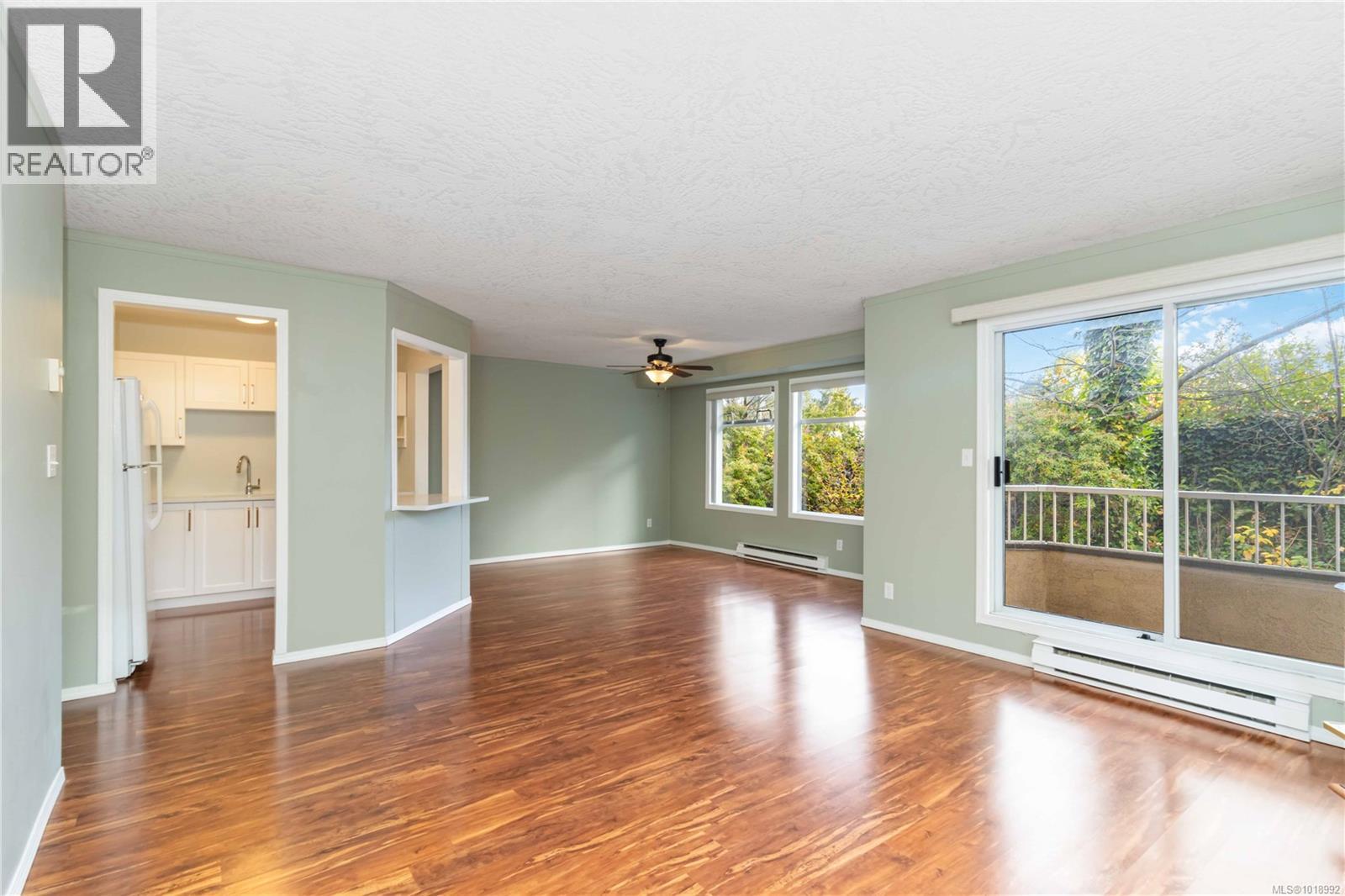 104 3263 Alder Street, Victoria