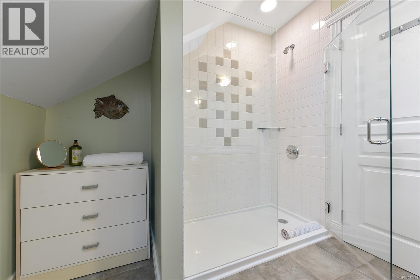 1 1515 Camosun Street, Victoria