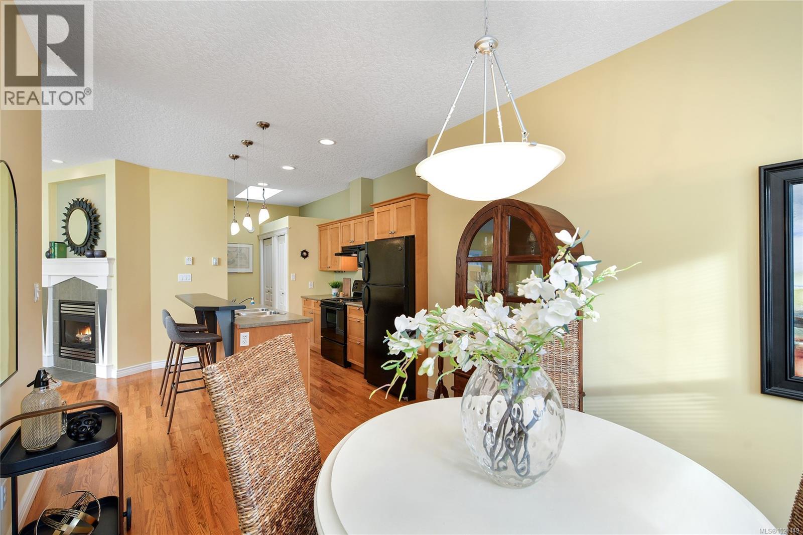 1 1515 Camosun Street, Victoria