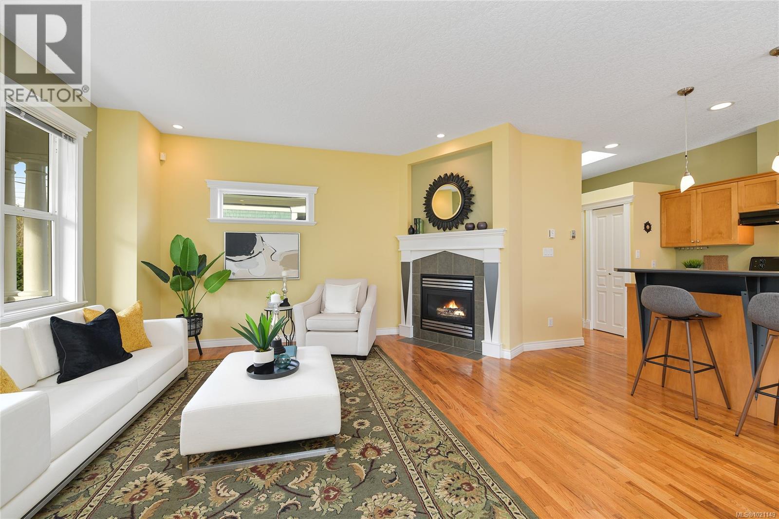 1 1515 Camosun Street, Victoria