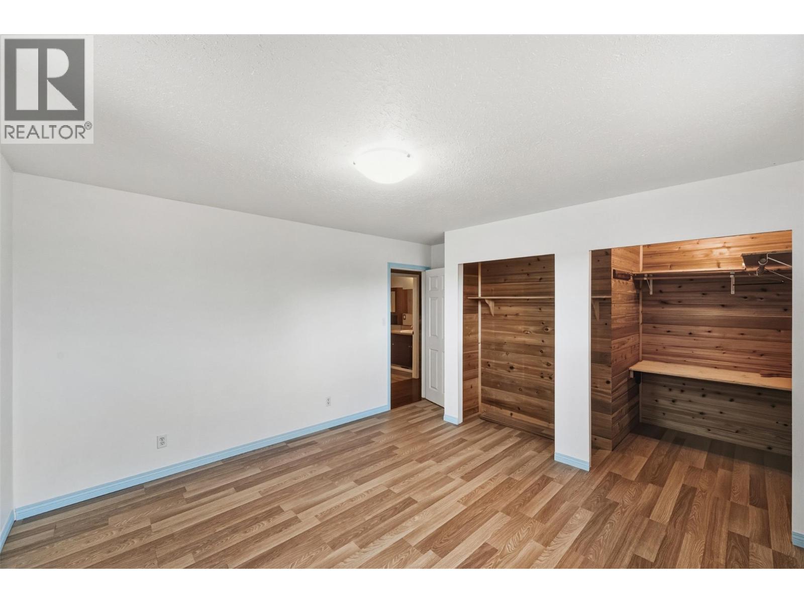 1414 KELLY ROAD - 18