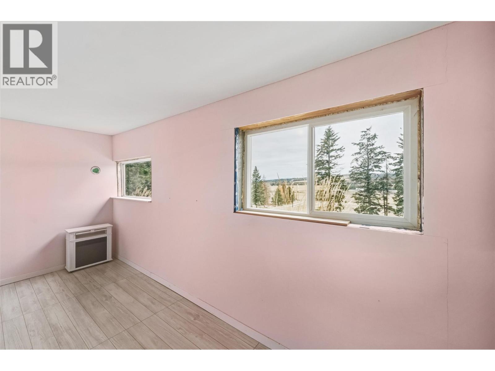 1414 KELLY ROAD - 38