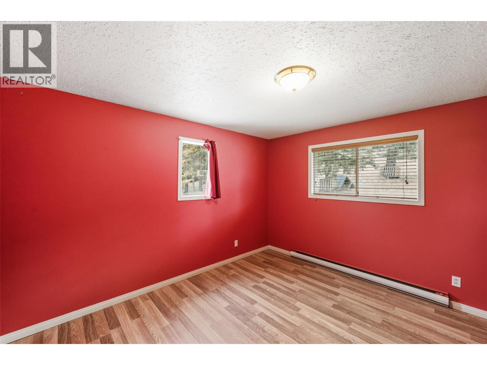 1414 KELLY ROAD - 19