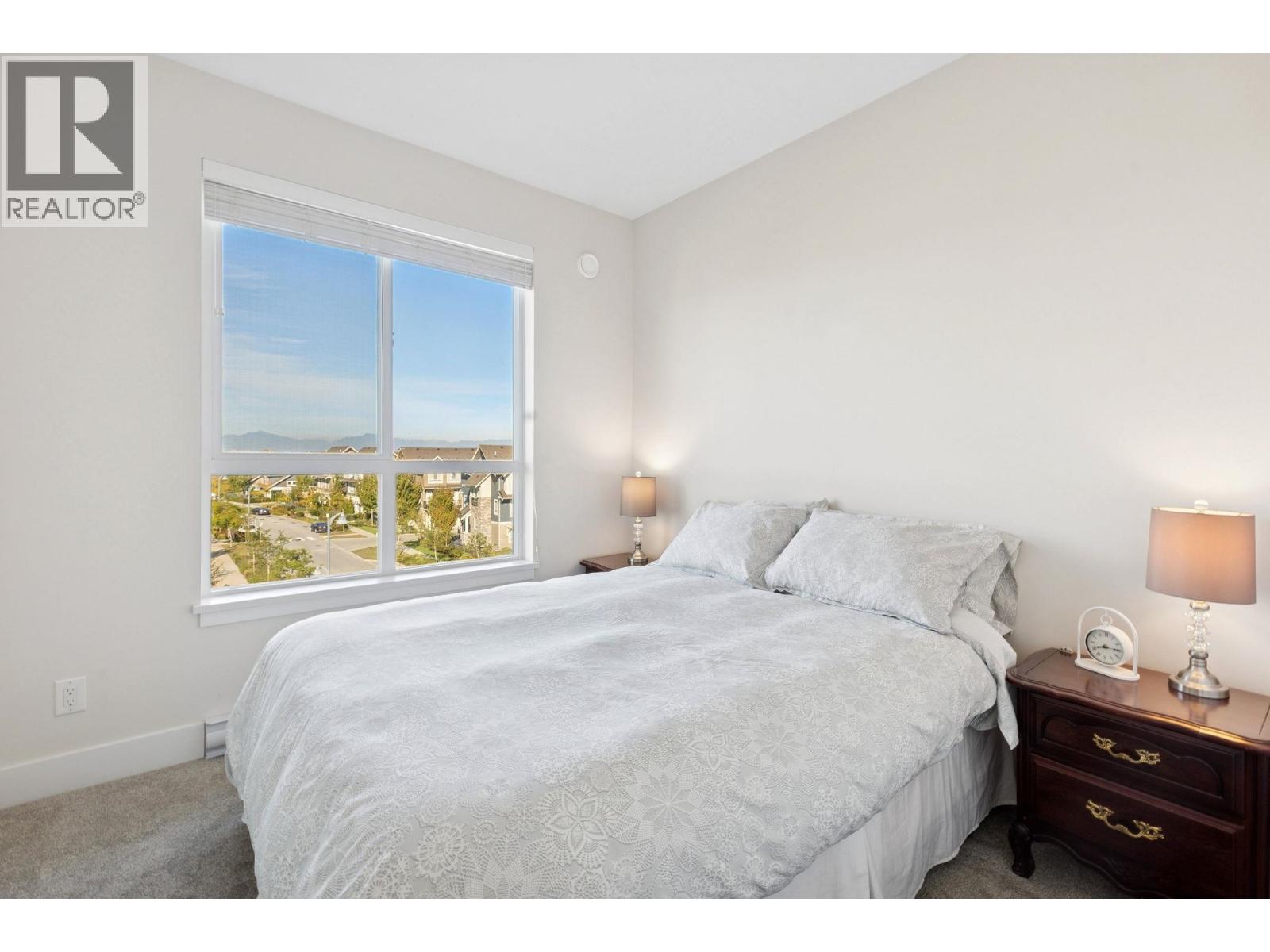 #401-4690 HAWK Lane, Tsawwassen