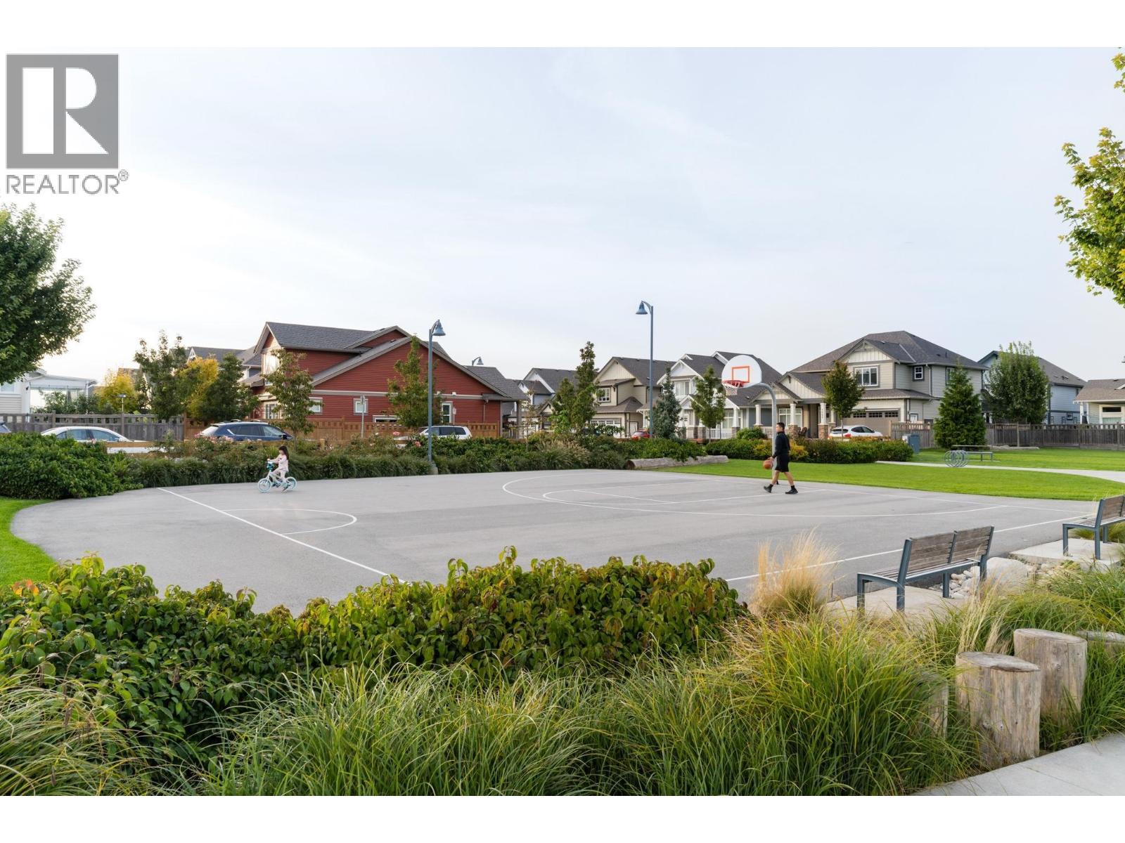 #401-4690 HAWK Lane, Tsawwassen