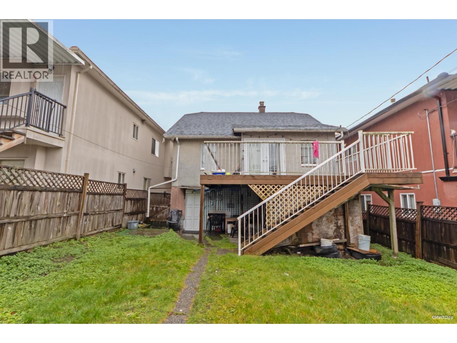 4358 VICTORIA DRIVE, Vancouver