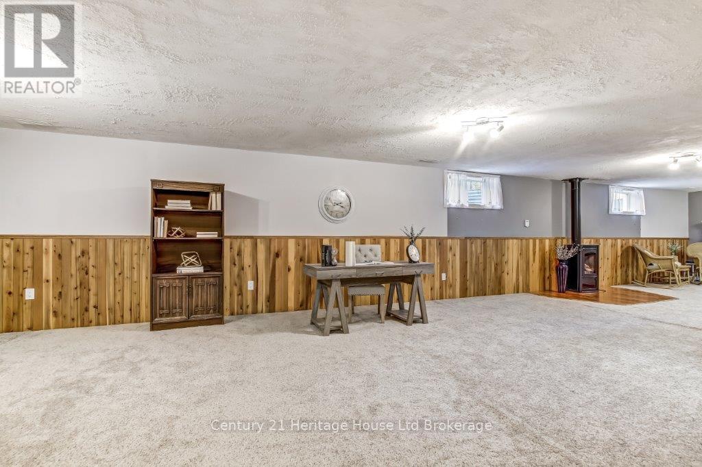 143 BOYD BOULEVARD — photo 26