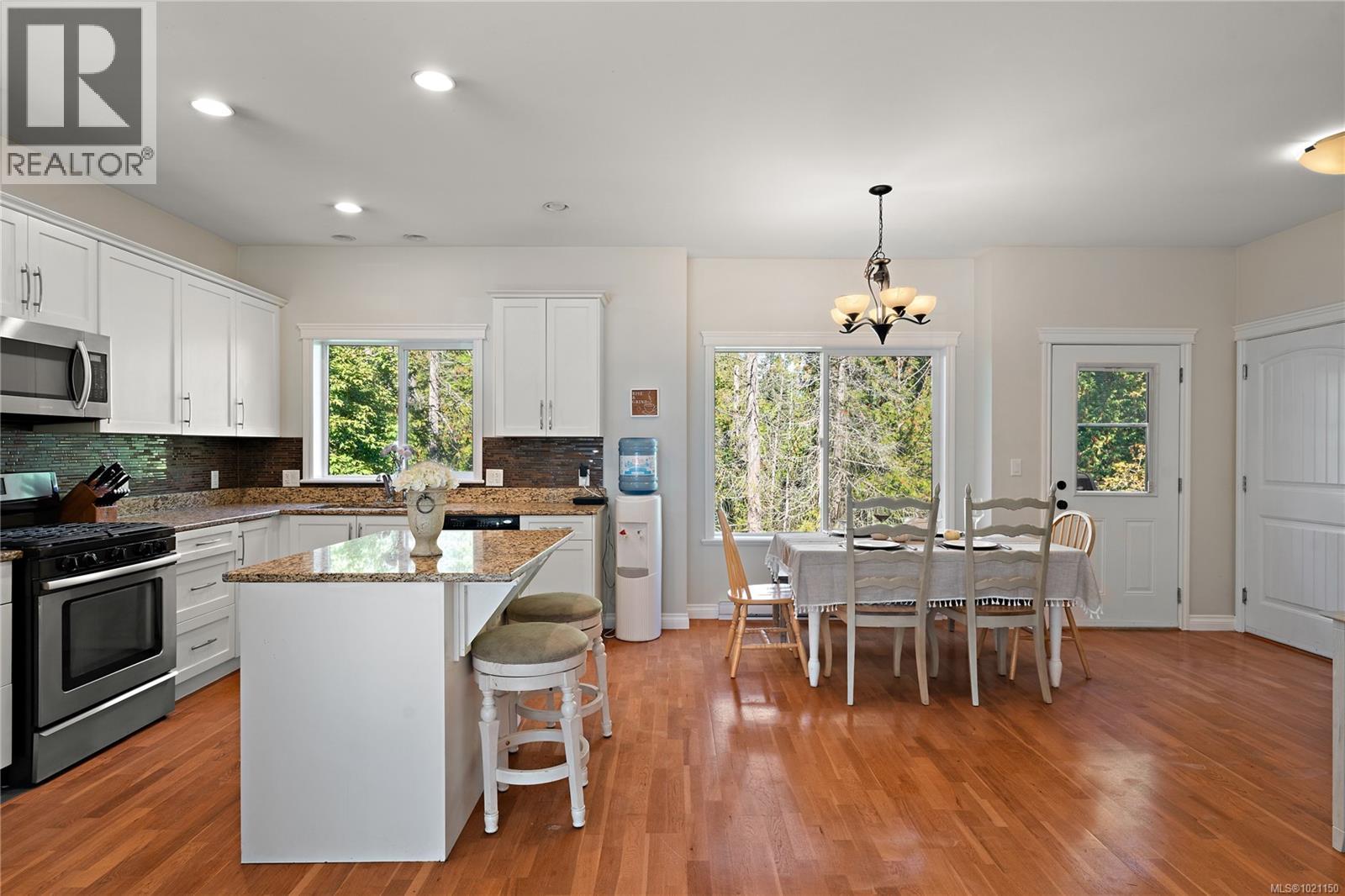  768 Hanbury Place, Highlands