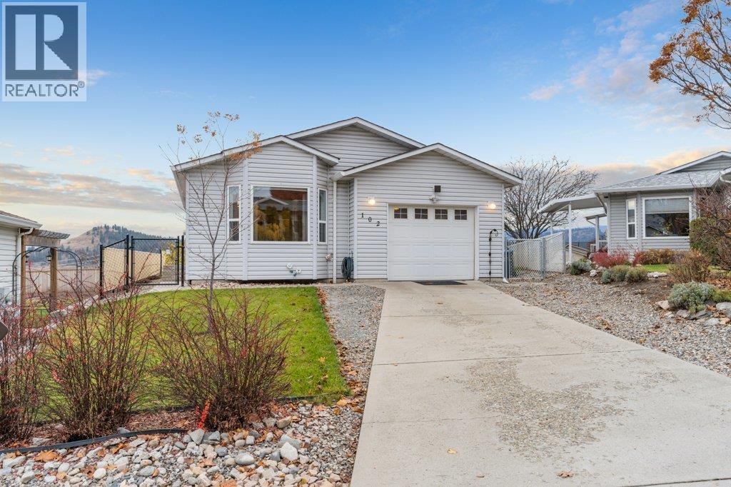 #102-2550 Hollywood Road North, Kelowna