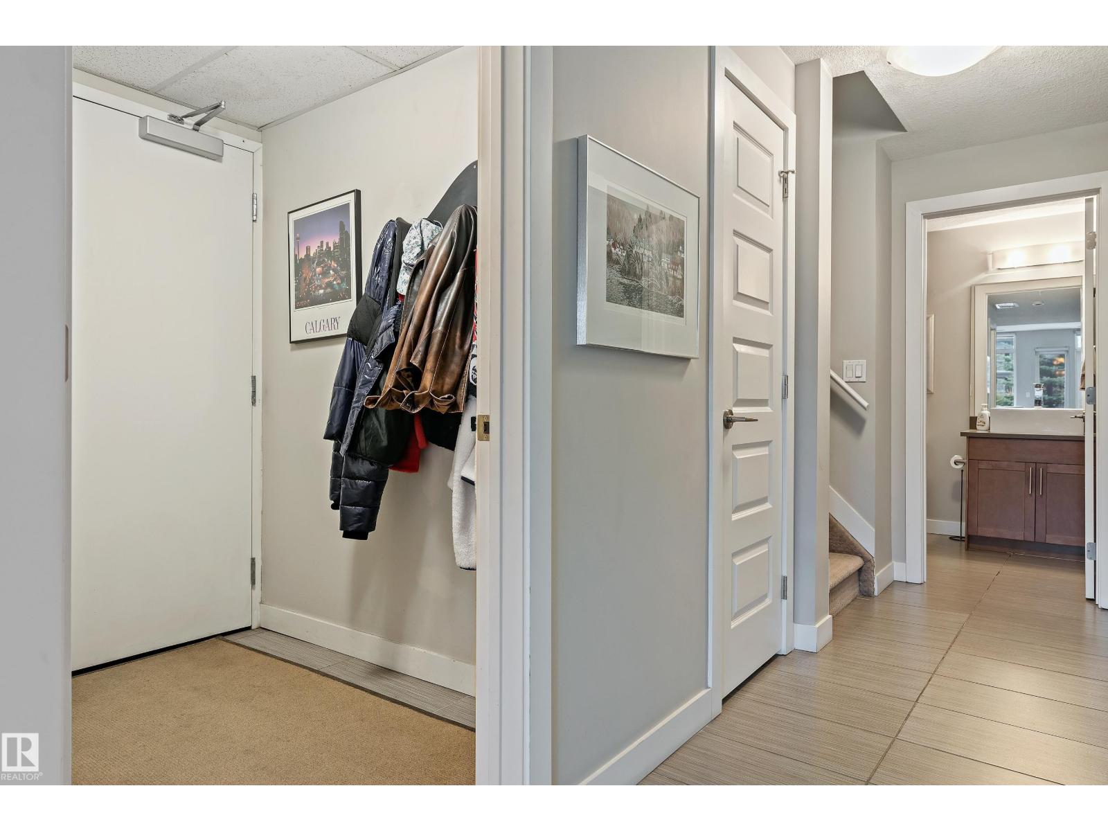 #101 5151 WINDERMERE BV NW, Edmonton