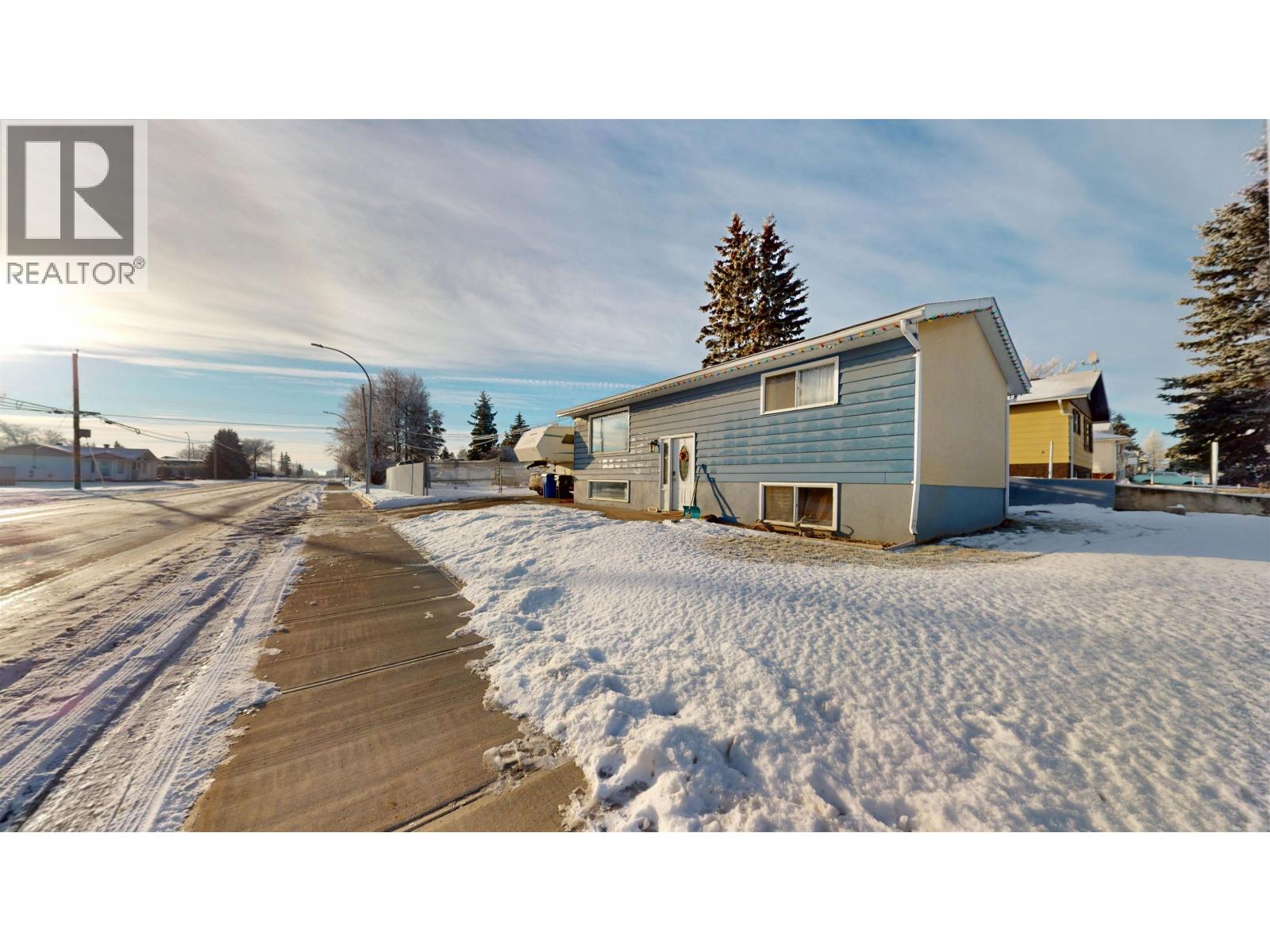9616 84 STREET, Fort St. John