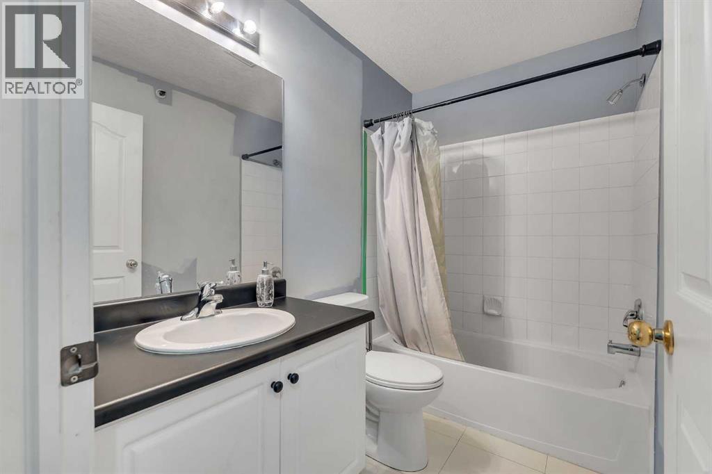 307, 1307 Valleyview Park SE, Calgary, Alberta