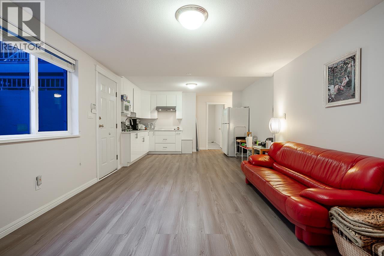 2768 SOUTHCREST DRIVE, Burnaby