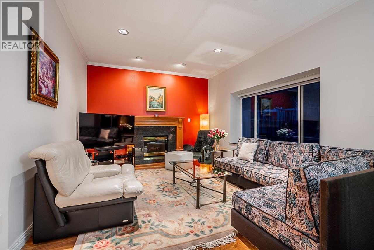 2768 SOUTHCREST DRIVE, Burnaby