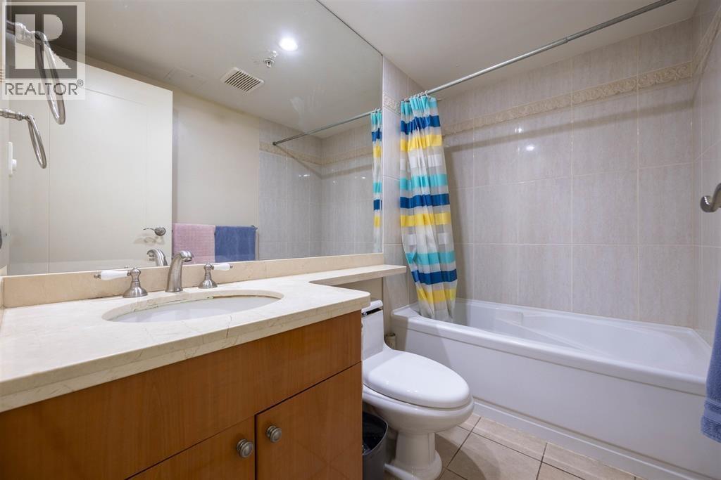 205 638 45TH AVENUE, Vancouver