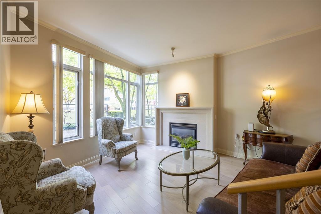 205 638 45TH AVENUE, Vancouver