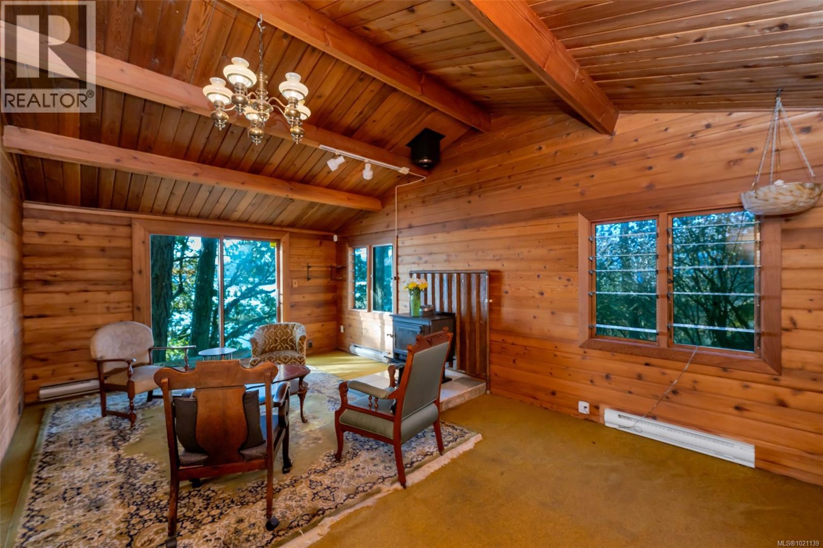 1200 Khenipsen Rd, Duncan