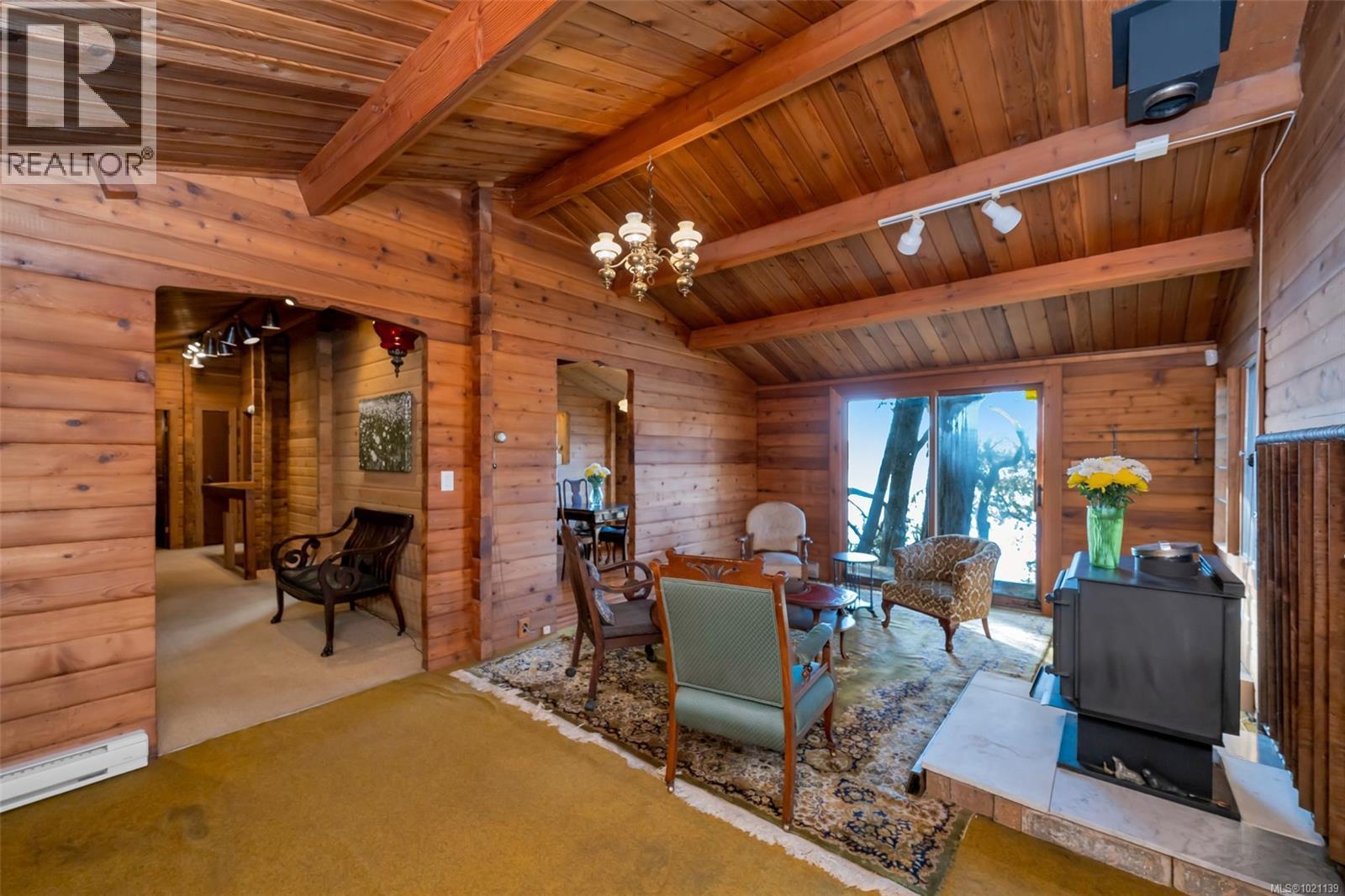 1200 Khenipsen Rd, Duncan