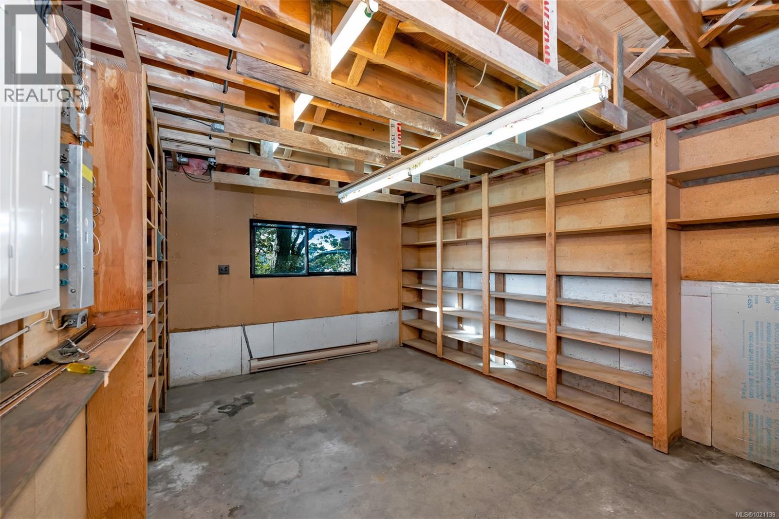 1200 Khenipsen Rd, Duncan