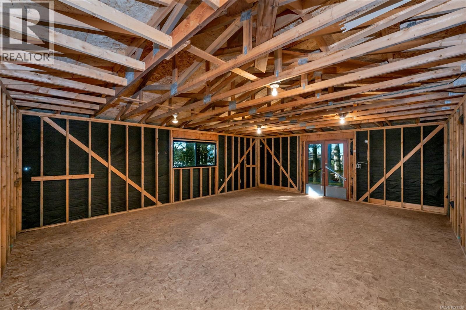 1200 Khenipsen Rd, Duncan