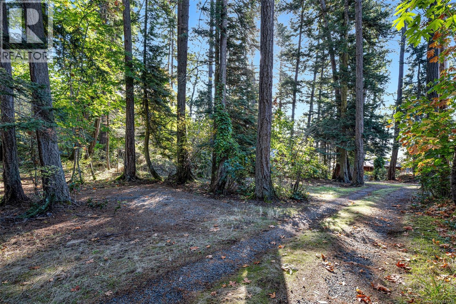 1200 Khenipsen Rd, Duncan