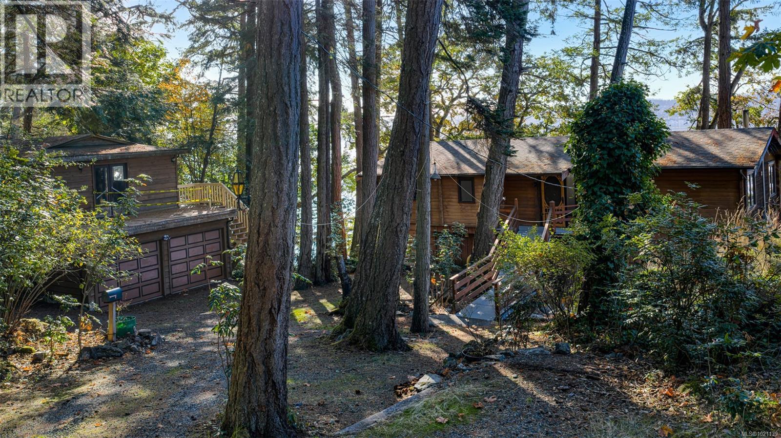 1200 Khenipsen Rd, Duncan